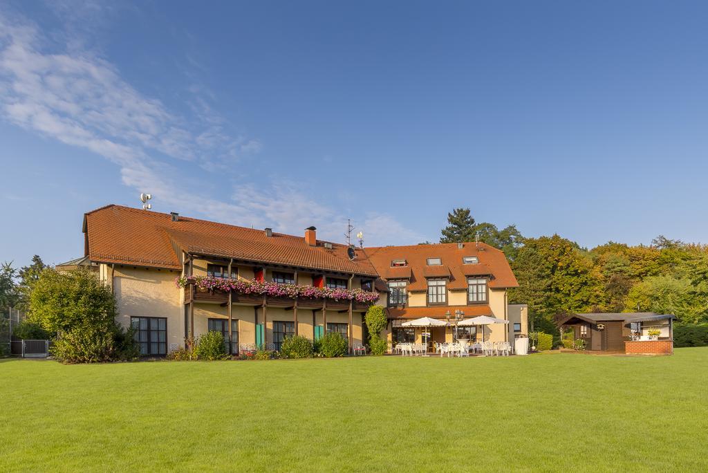 Krone Am Park - Gaestehaus Des Hotel Krone Alzenau in Unterfranken Kültér fotó