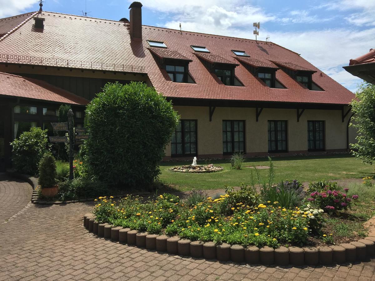 Krone Am Park - Gaestehaus Des Hotel Krone Alzenau in Unterfranken Kültér fotó